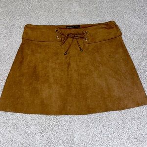 Cute suede skirt